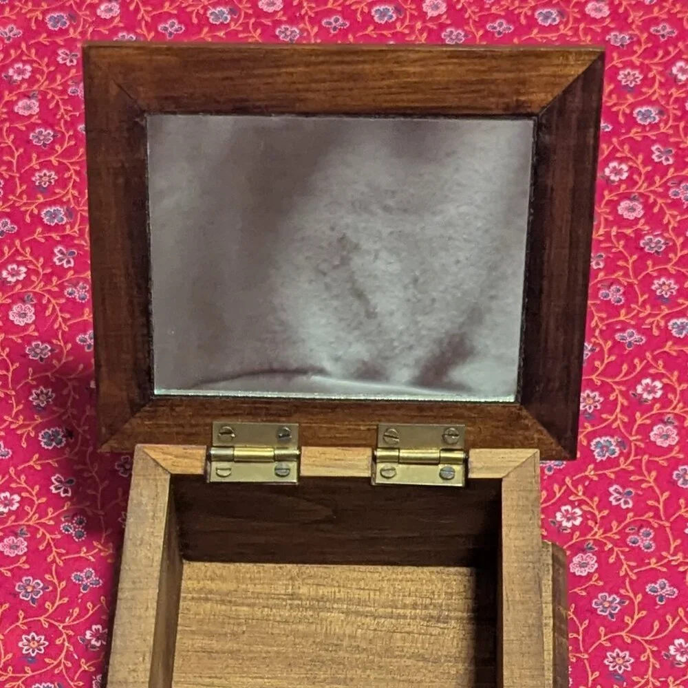 Vintage embroidered jewelry